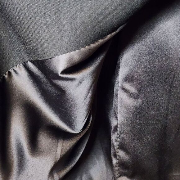 4X 26W Torrid Black Cupro Blazer Knit Stretch Lined Button Close Caterpillar Sle - Picture 5 of 8